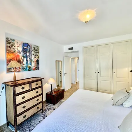 Rs 12 Luxury Center Of - Eaw Homes Apartment Marbella