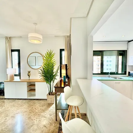 Apartment Rs 12 Luxury Center Of - Eaw Homes *
